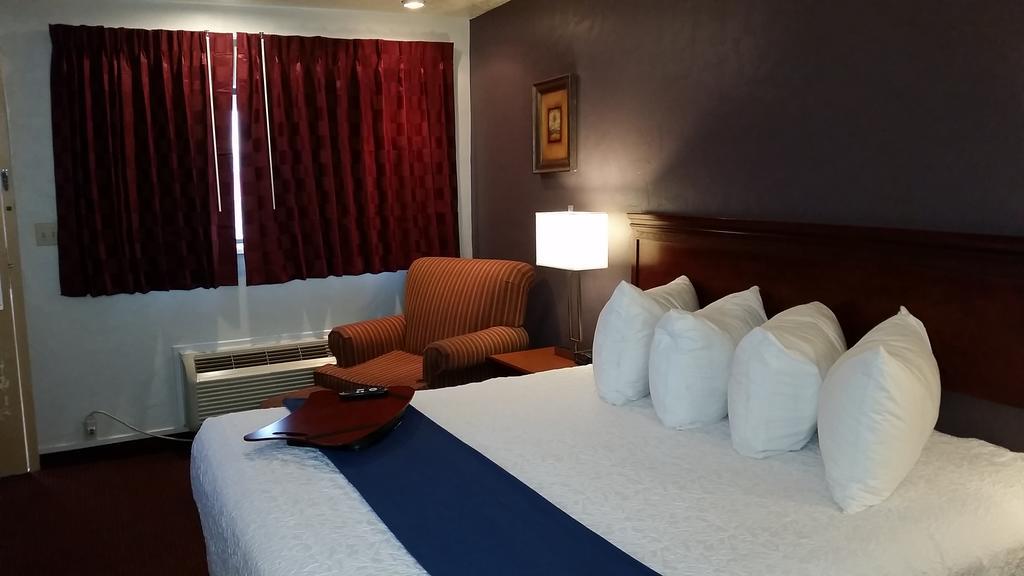 Americas Best Value Inn Oklahoma City South Екстериор снимка